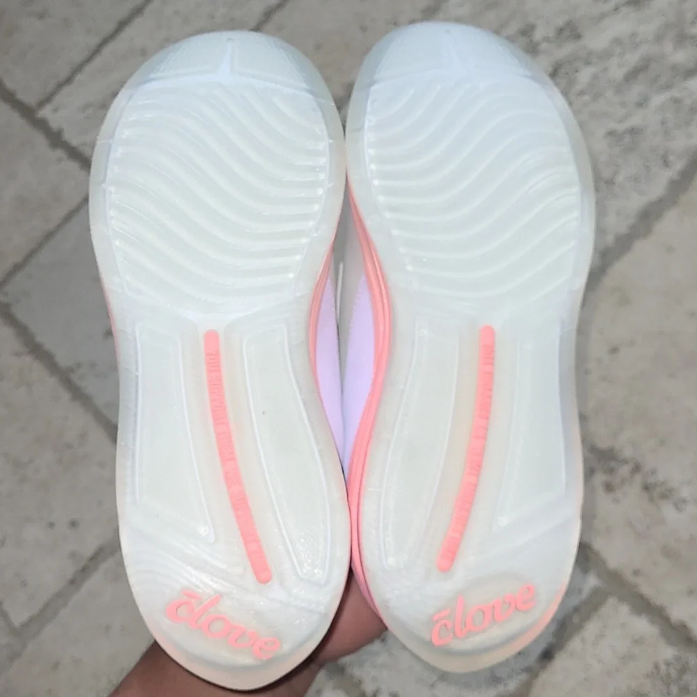 Clove Limited Edition Quartz Nursing Sneakers Size 8.5 and 8 Women’s - Picture 6 of 8